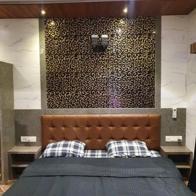 Mount Bungalows-1 Bedroom Big Private Poolcottage Lonavala